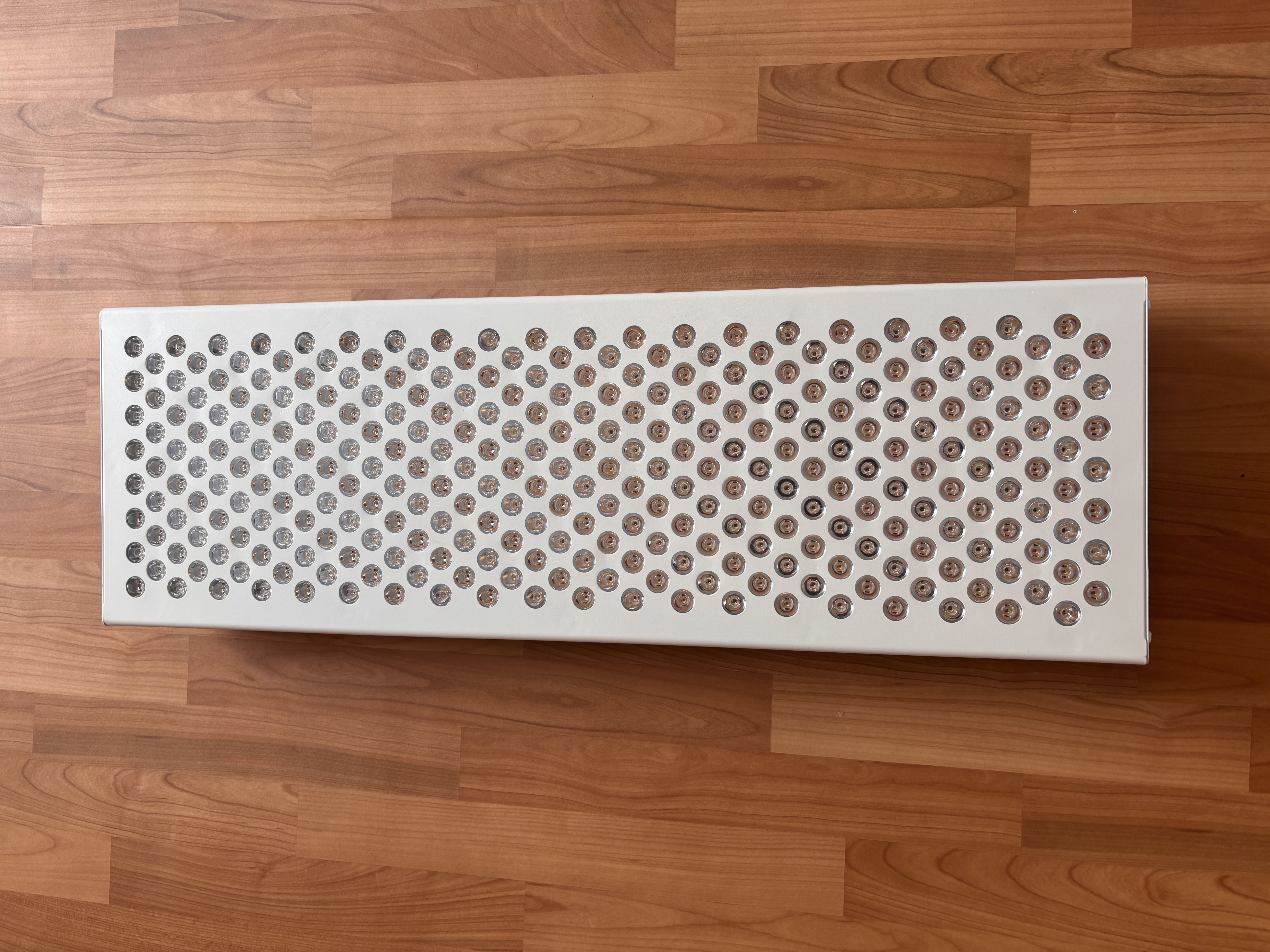 Fotobiomodulační LED panel PULSE1500 - bazarový