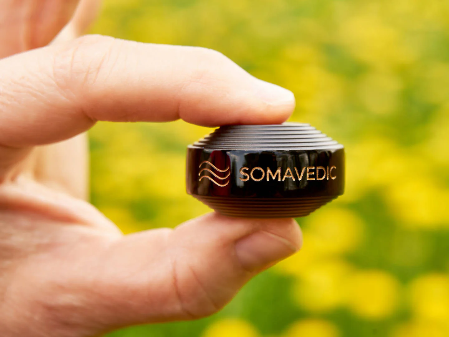 Somavedic Button Dark